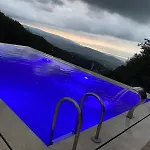 Kocaeli'nde Koerfez Manzarali Dogayla Basbasa Tatil *
