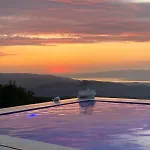 Kocaeli'nde Koerfez Manzarali Dogayla Basbasa Tatil *