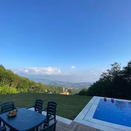 Kocaeli'nde Koerfez Manzarali Dogayla Basbasa Tatil Kocaeli