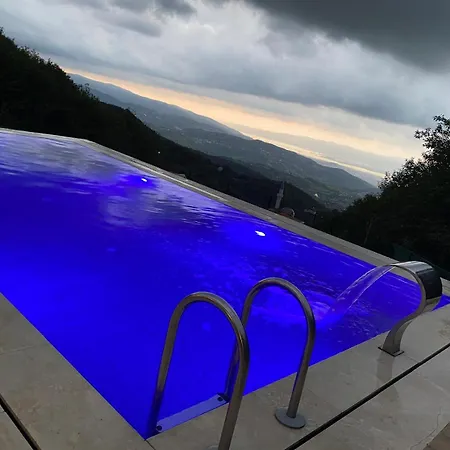 Kocaeli'nde Koerfez Manzarali Dogayla Basbasa Tatil *