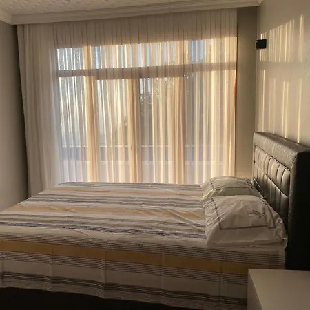 Kocaeli'nde Koerfez Manzarali Dogayla Basbasa Tatil 别墅 *